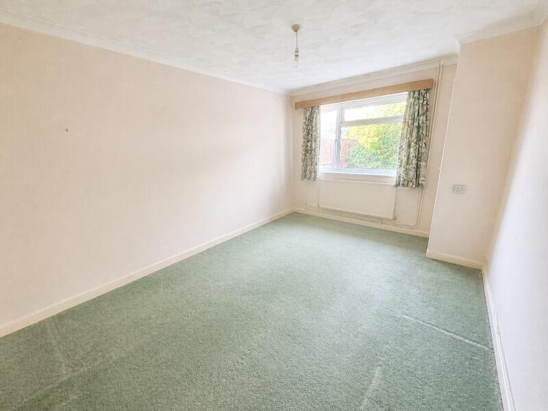House in Slough, Windsor and Maidenhead - View 4
