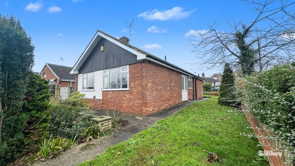 Main image of property: Netherfield Lane, Church Warsop, NG20