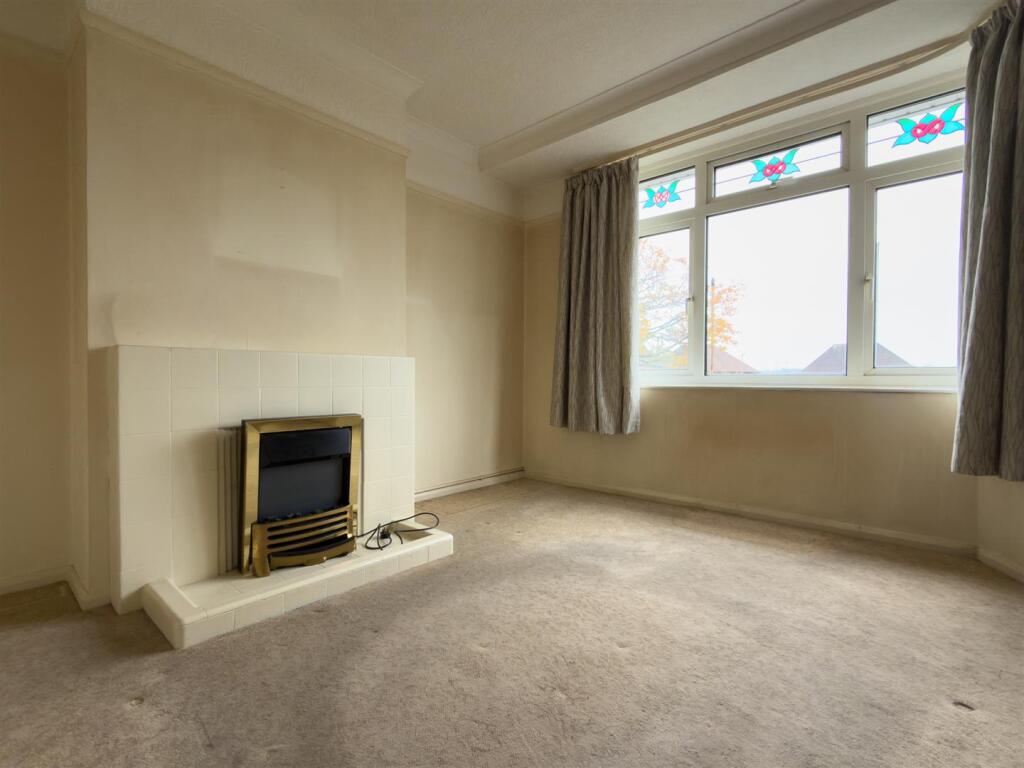 Vicarage Crescent, Tean photo 3