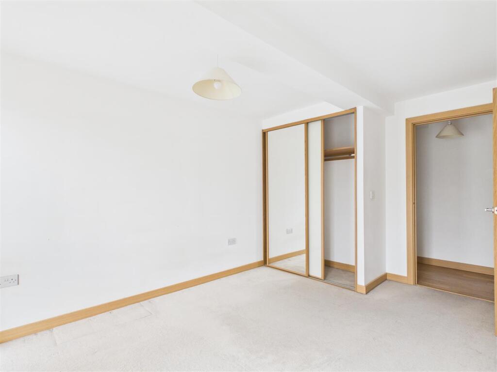 Apartment in Stevenage - View 2