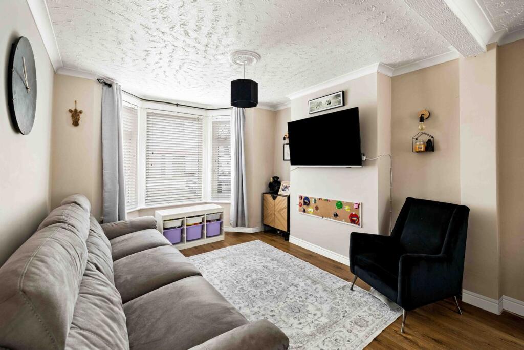 House in Dover - View 2