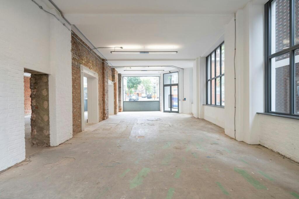 Showroom | Retail | Office
