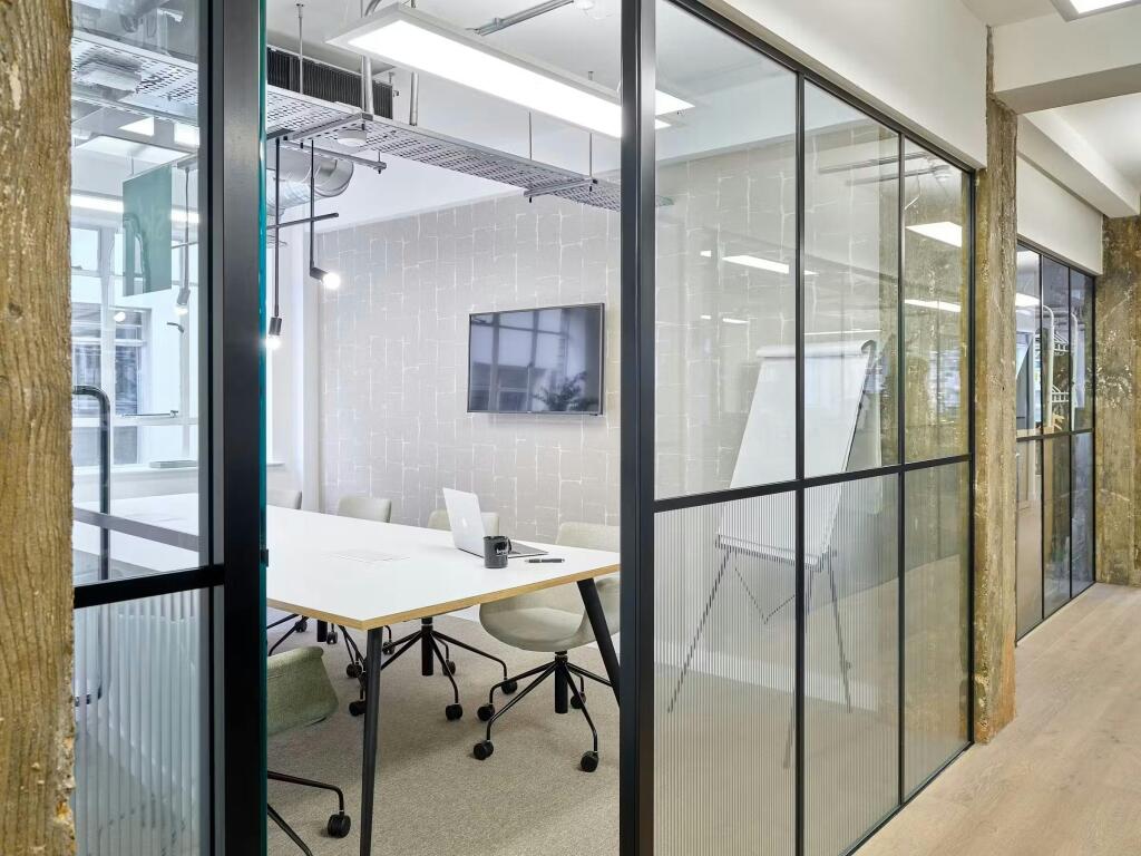 Kingsbourne Meeting Room.jpeg