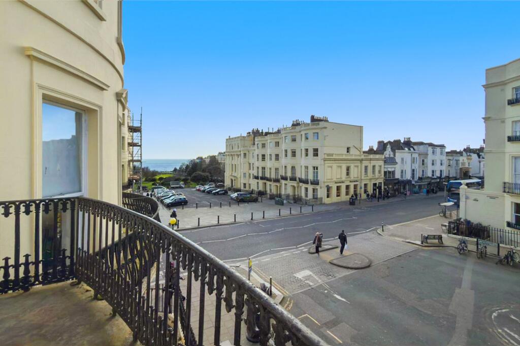 Brunswick Place, Hove, BN3 photo 4
