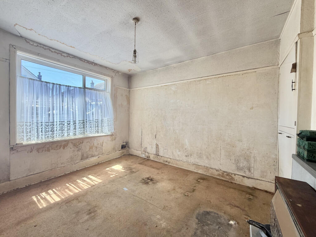 House in Poole, Rossmore - More