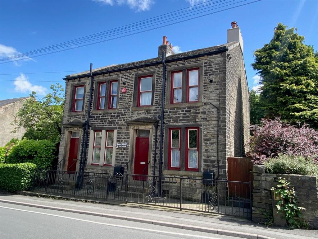 2-bed semi-detached on Leymoor Road, Golcar, Huddersfield, £150,000