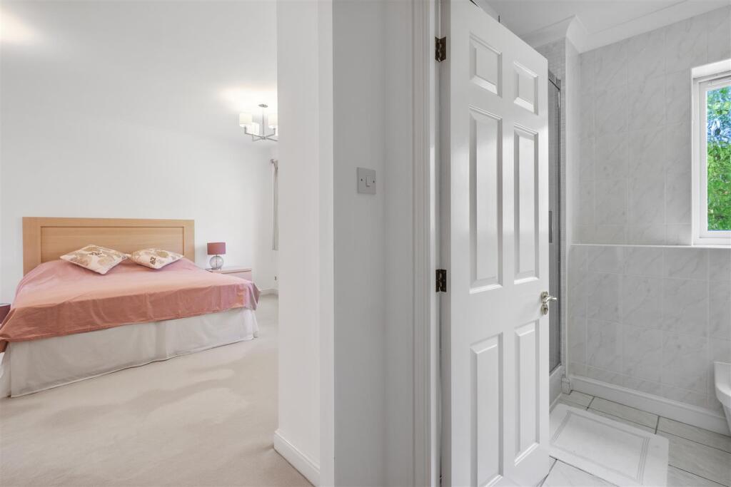 Additional image 36 of Selwyn Walk, Little Aston, Sutton Coldfield