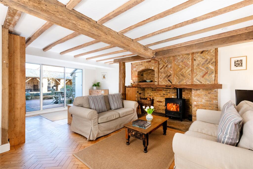 Main Street, Shalstone, Buckinghamshire, MK18 photo 3