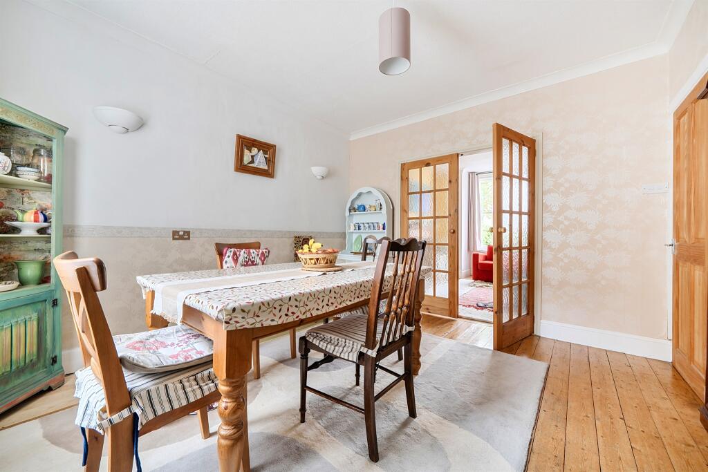 House in London - View 5