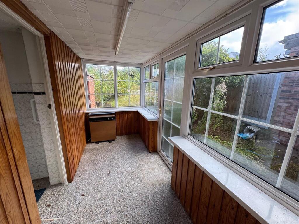 House in Stoke-on-Trent - View 5