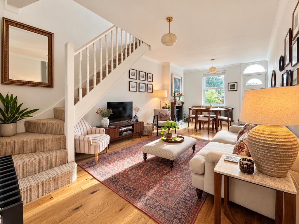 Cheveley Road, Newmarket, Suffolk photo 3