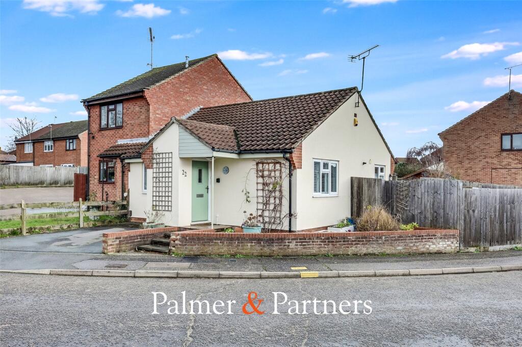 Main image of property: Jenner Mead, Chelmer Village, Chelmsford, Essex, CM2
