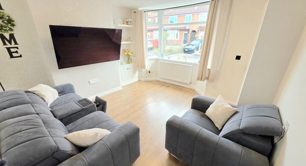 House in Tameside, Greater Manchester - View 2