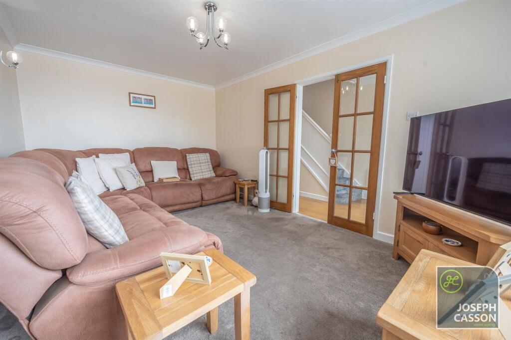 House in Taunton - View 4