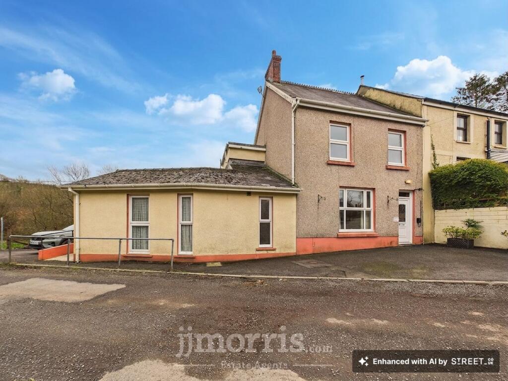 Main image of property: Login, Whitland, SA34