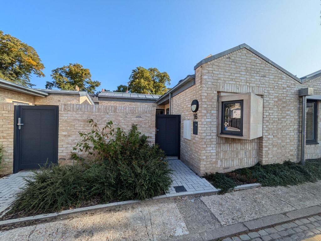 Main image of property: Elm Street, Cambridge