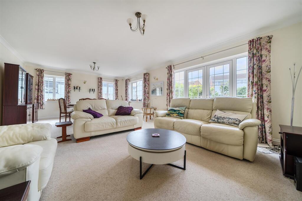 Crofton Lane, Fareham photo 2