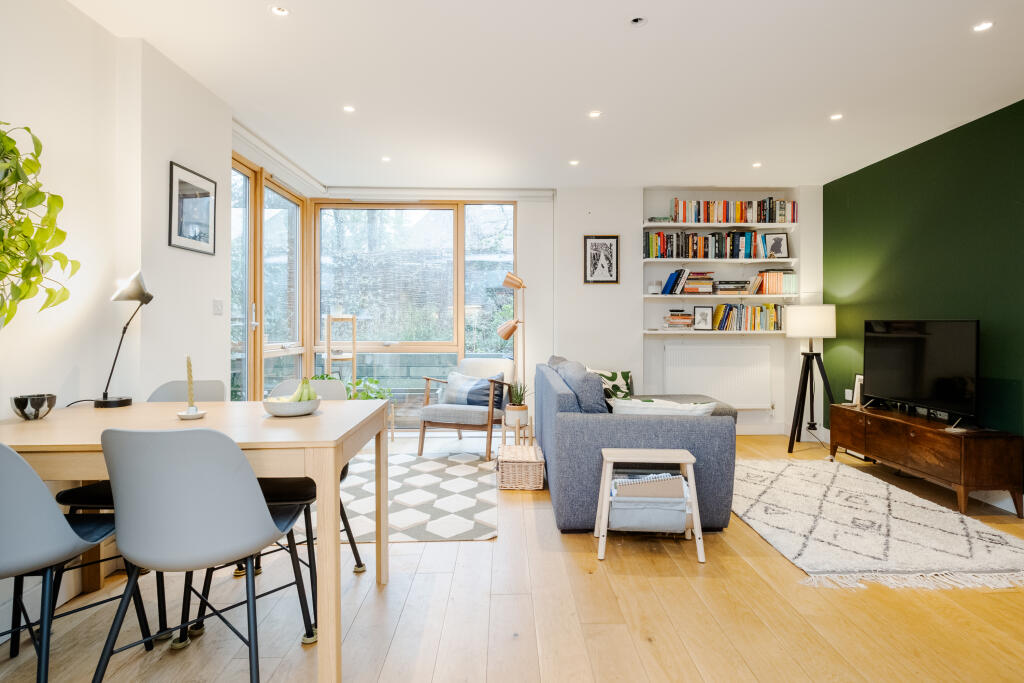 Main image of property: Hornsey Lane, London, N6