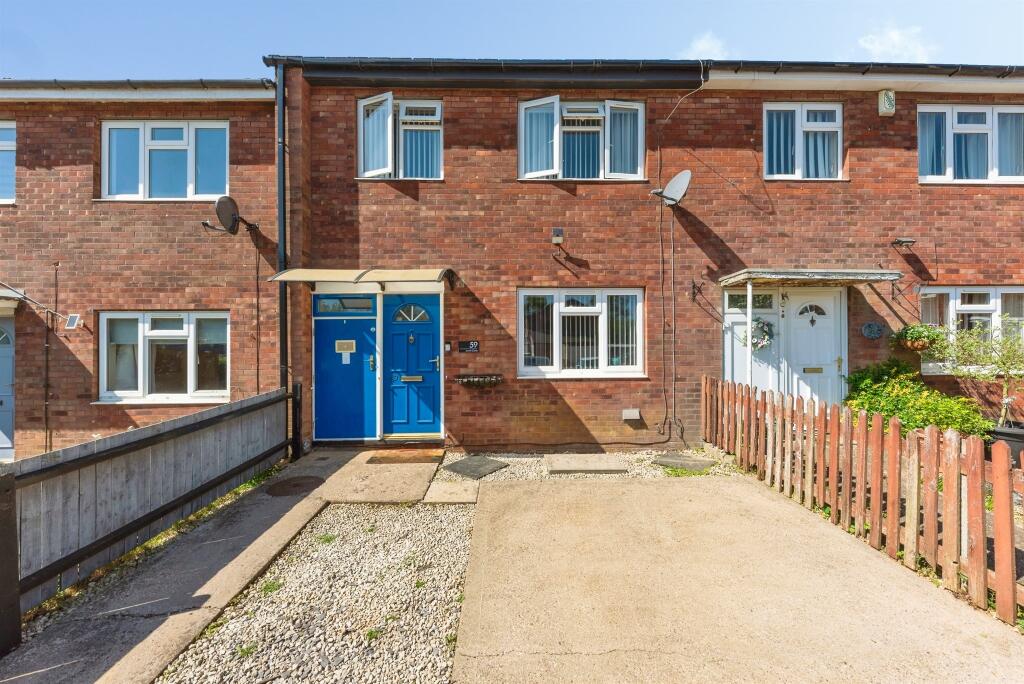 Main image of property: Larch Close, GRANTHAM