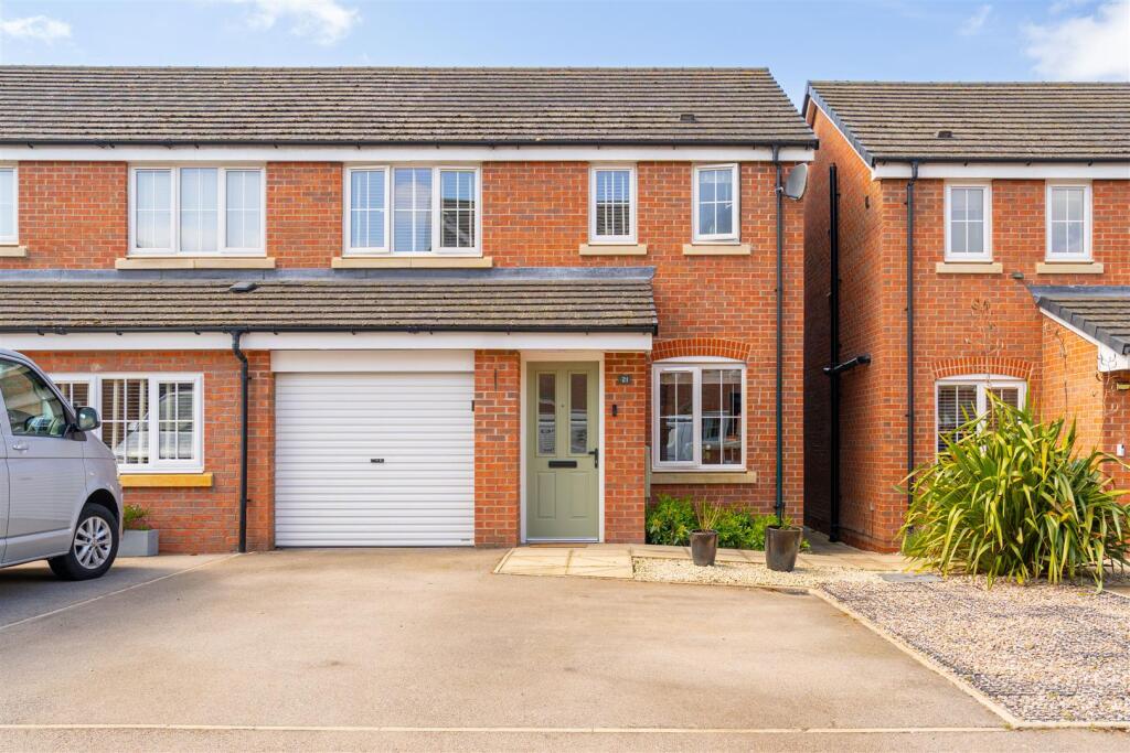 Main image of property: Cozens Street, Wellesbourne