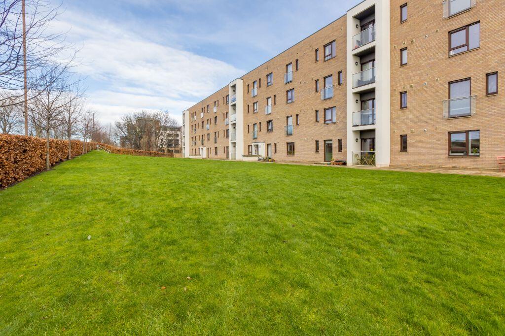 Main image of property: 29/2 Citypark Way, Fettes, Edinburgh, EH5 2FA