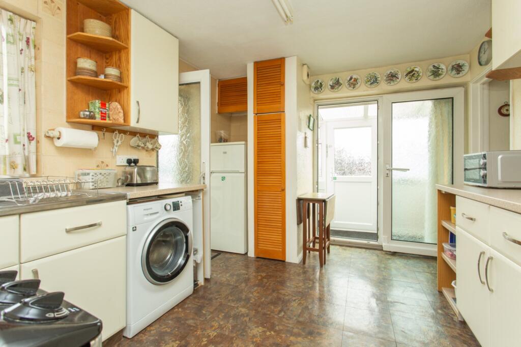 Bishopstone Drive, Herne Bay, Kent, CT6 - Widok 3