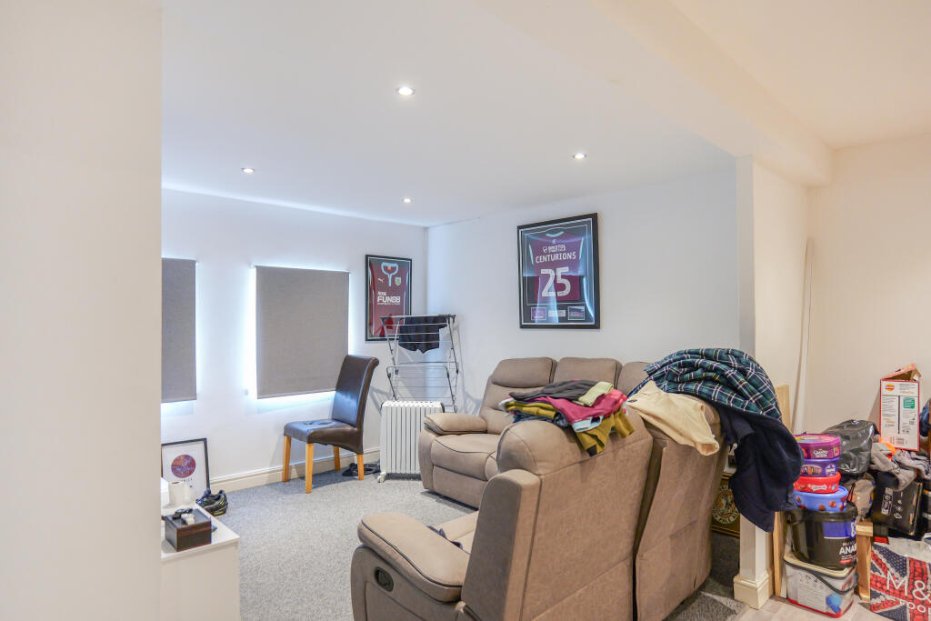 Apartment in Burnley, Lancashire - View 4