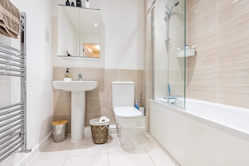 Additional image 6 of Neville Close, St. Albans, Hertfordshire, AL3