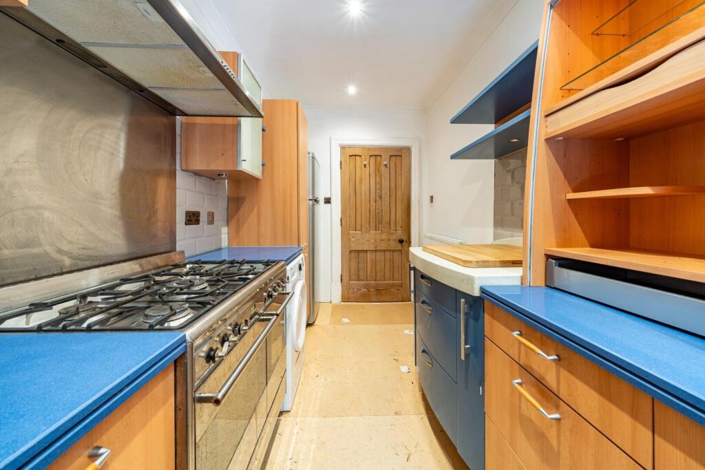 Apartment in Nottingham, The Park - View 6
