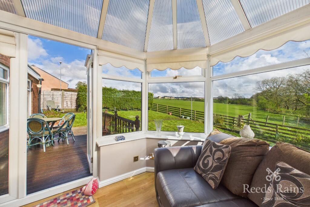 Lindsay Park, Burnley, Lancashire, BB10 photo 4
