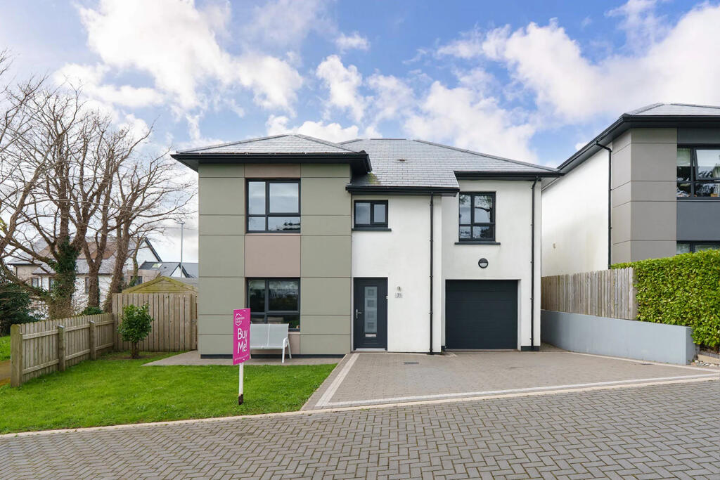 Main image of property: 31, Gibbs Grove, Ramsey