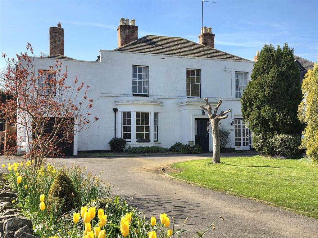 Main image of property: Hucclecote Road, Hucclecote