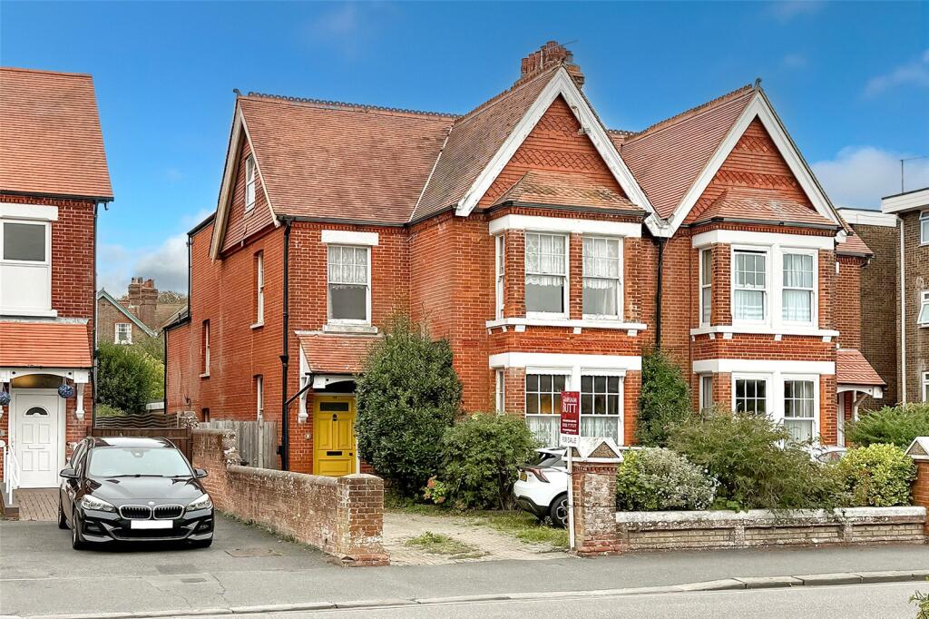 Main image of property: Beach Road, Littlehampton, West Sussex