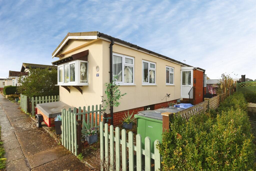 Main image of property: Rawlins Park, Avebury, Marlborough