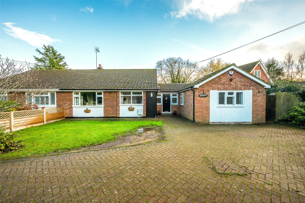 Main image of property: Wrotham Road, Meopham, DA13
