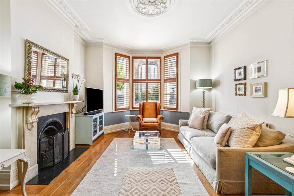 Main image of property: Mallinson Road, SW11
