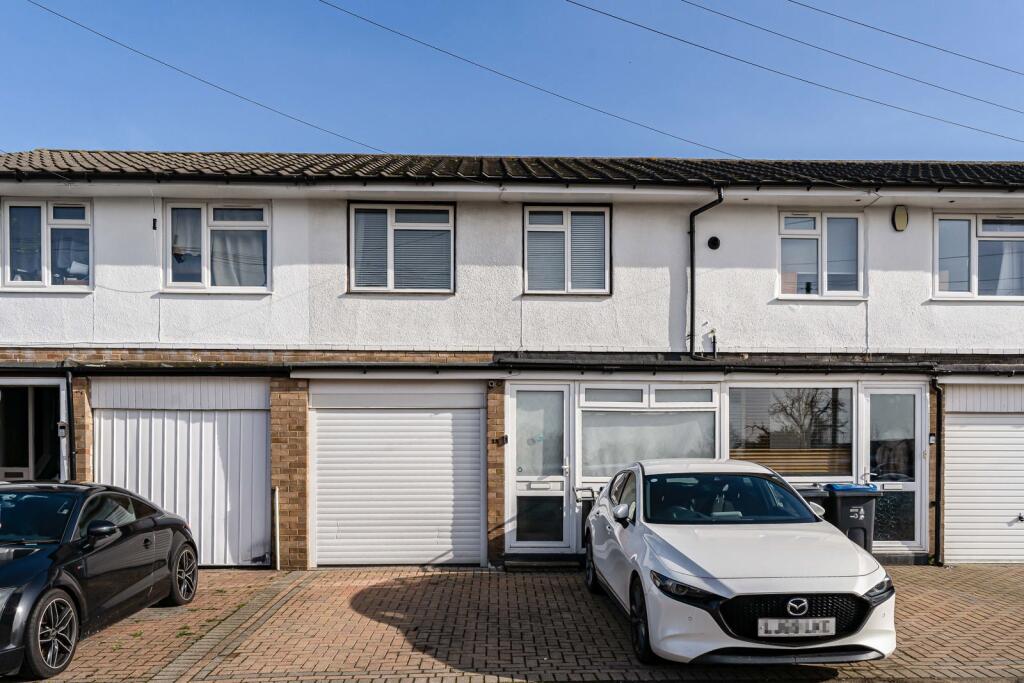 Main image of property: Alverston Gardens, London, SE25