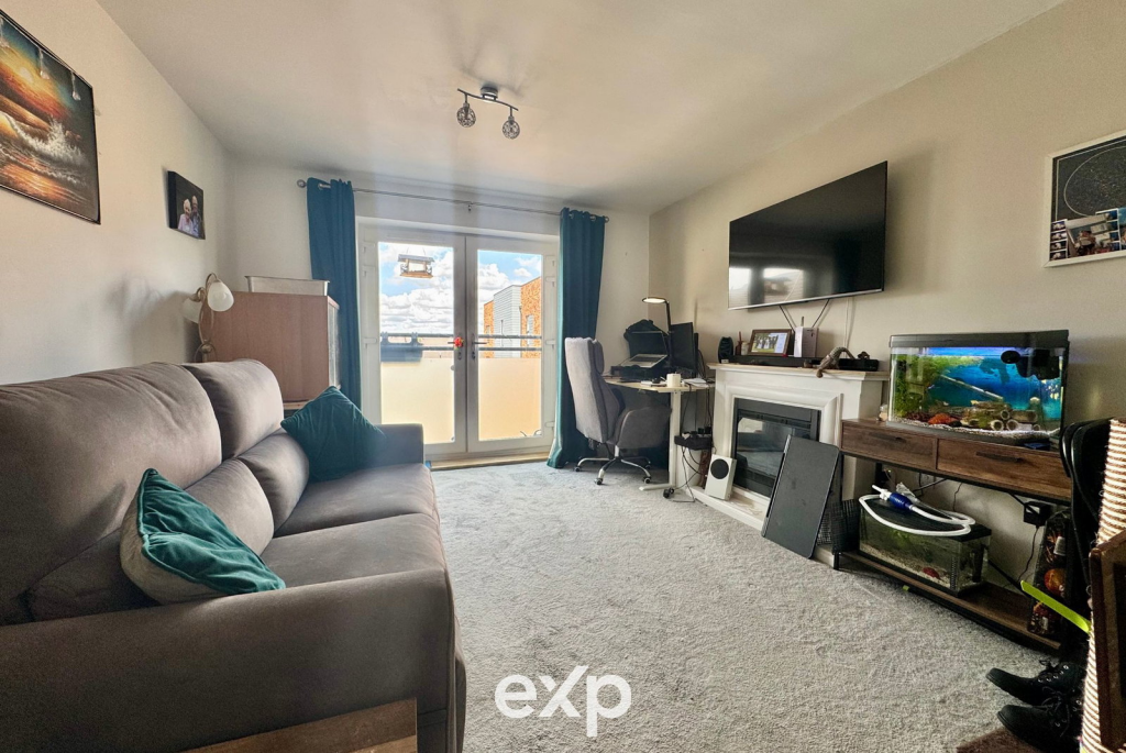 Apartment in Solihull, Cheswick Green - View 3
