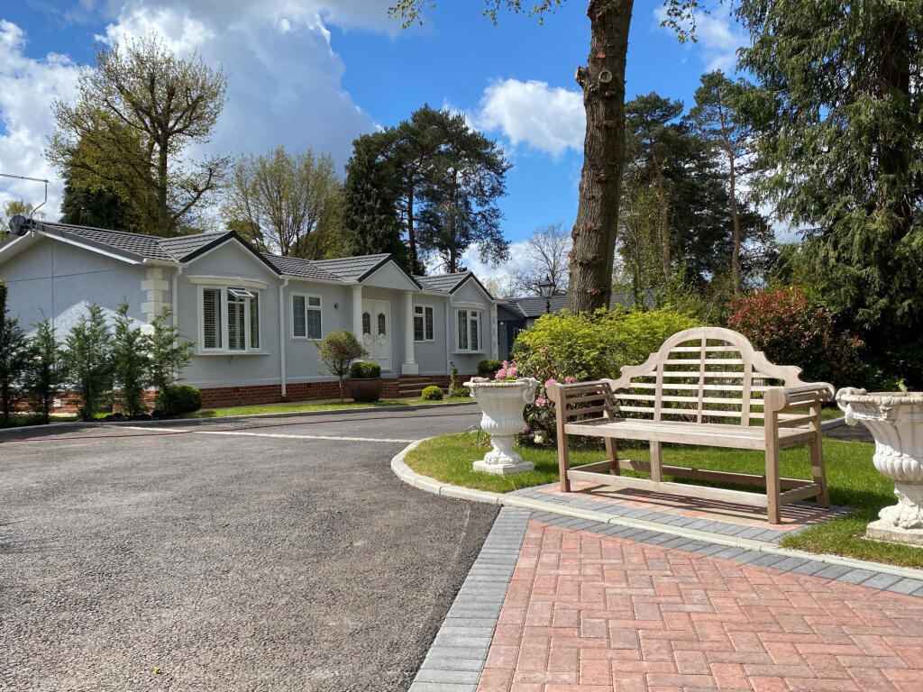 Main image of property: Crowthorne, Berkshire, RG40