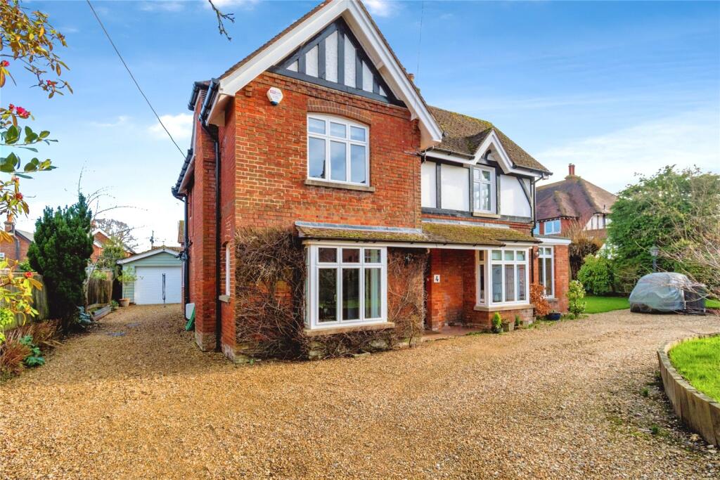 Main image of property: Clarence Road, Lyndhurst, Hampshire, SO43