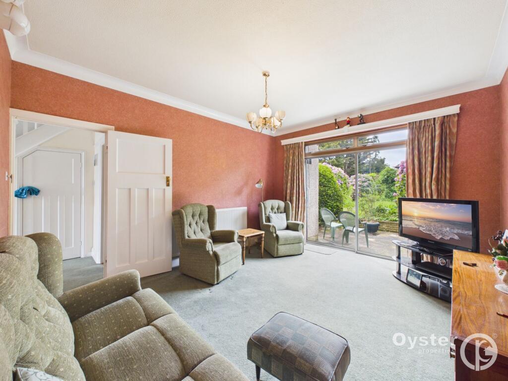 House in London, Bowes Park, New Southgate - View 2