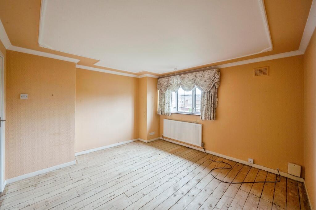 Enderby Road, Scunthorpe - More