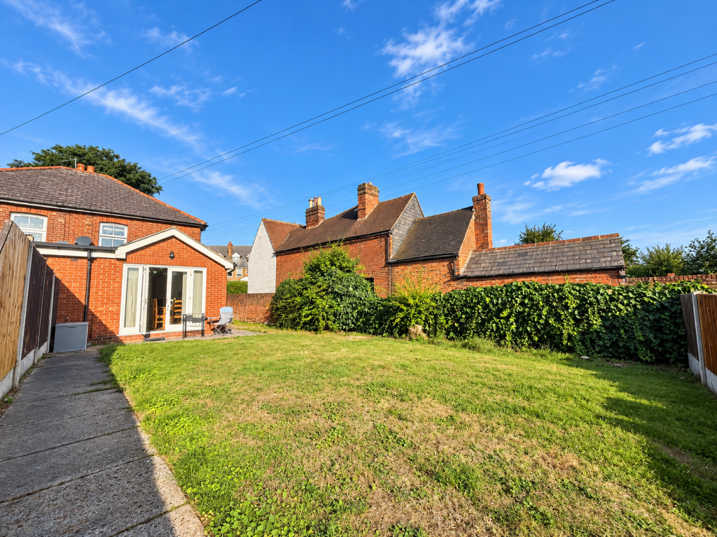 House in Southend-on-Sea - View 4