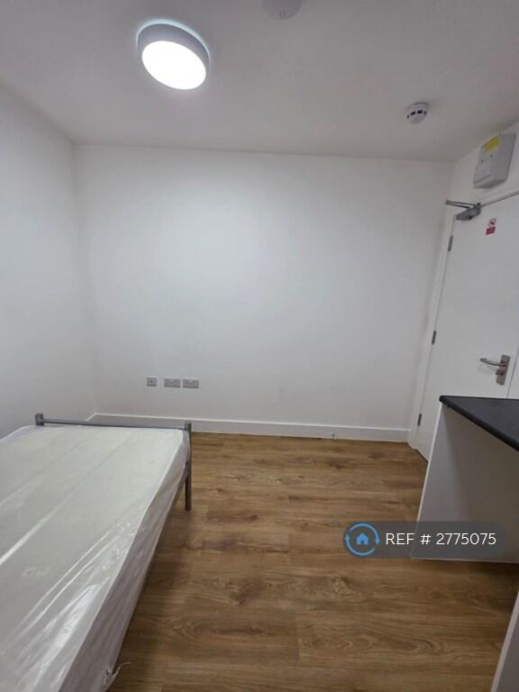 1 bedroom flat share for rent