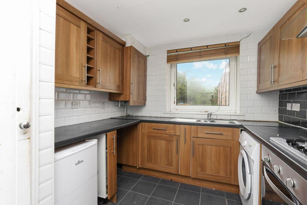 Apartment in Glasgow - More