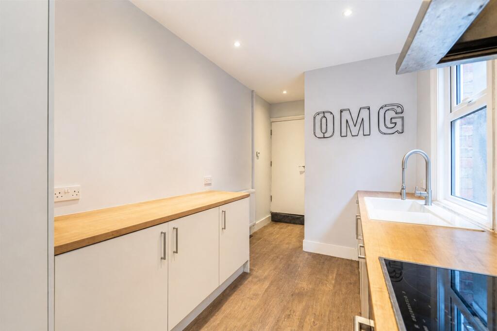 House in Birmingham - View 3