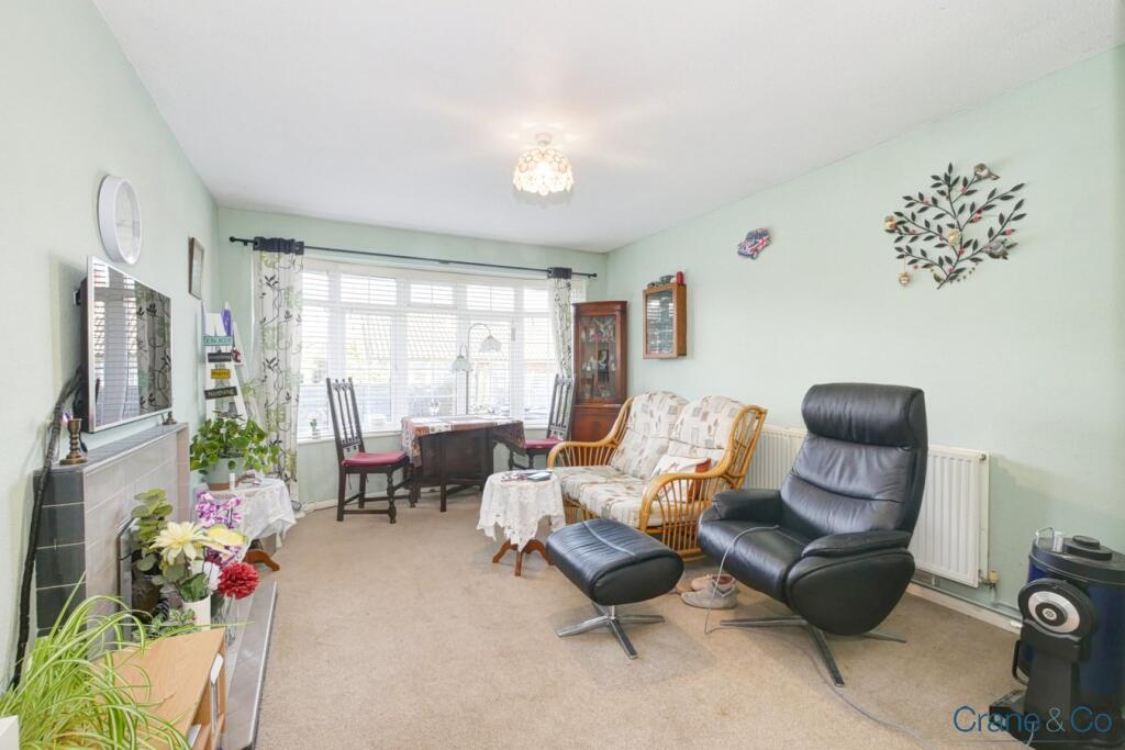 Danum Close, Hailsham, BN27 photo 4