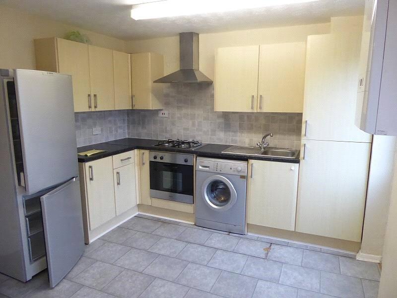 House in Luton - View 3