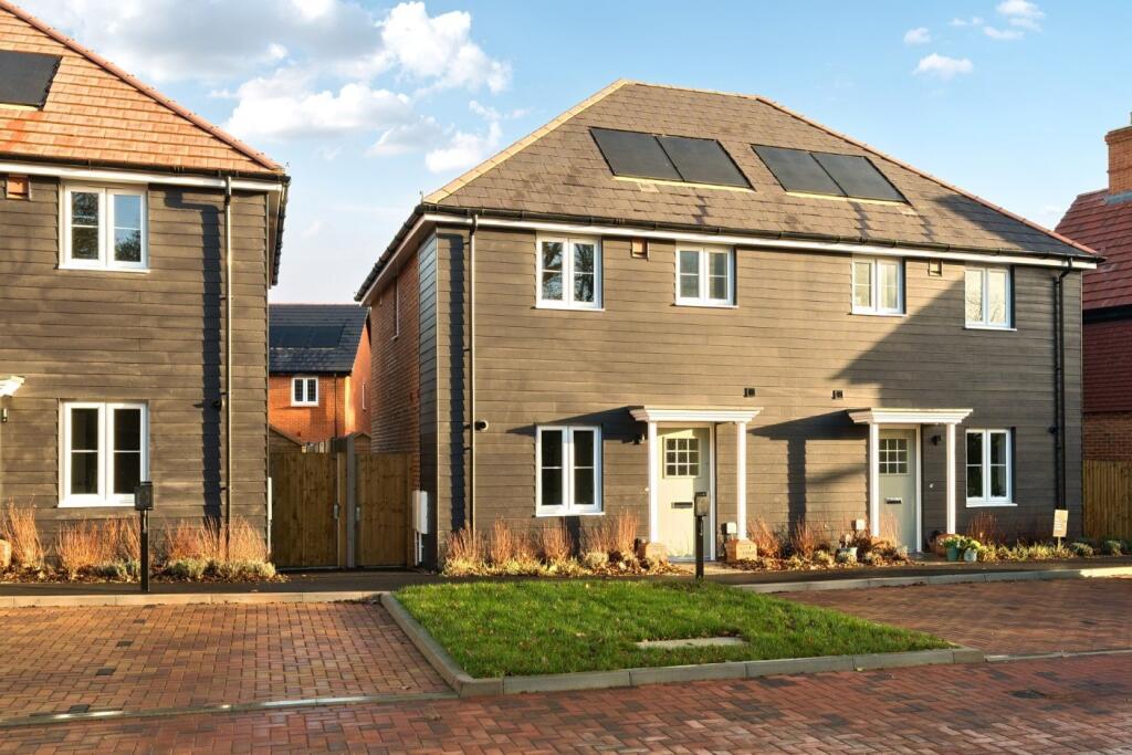 Main image of property: Egret Way, Fordingbridge, Hampshire, SP6