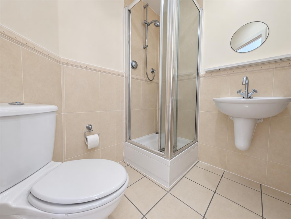 Apartment in Colchester, Hythe - More